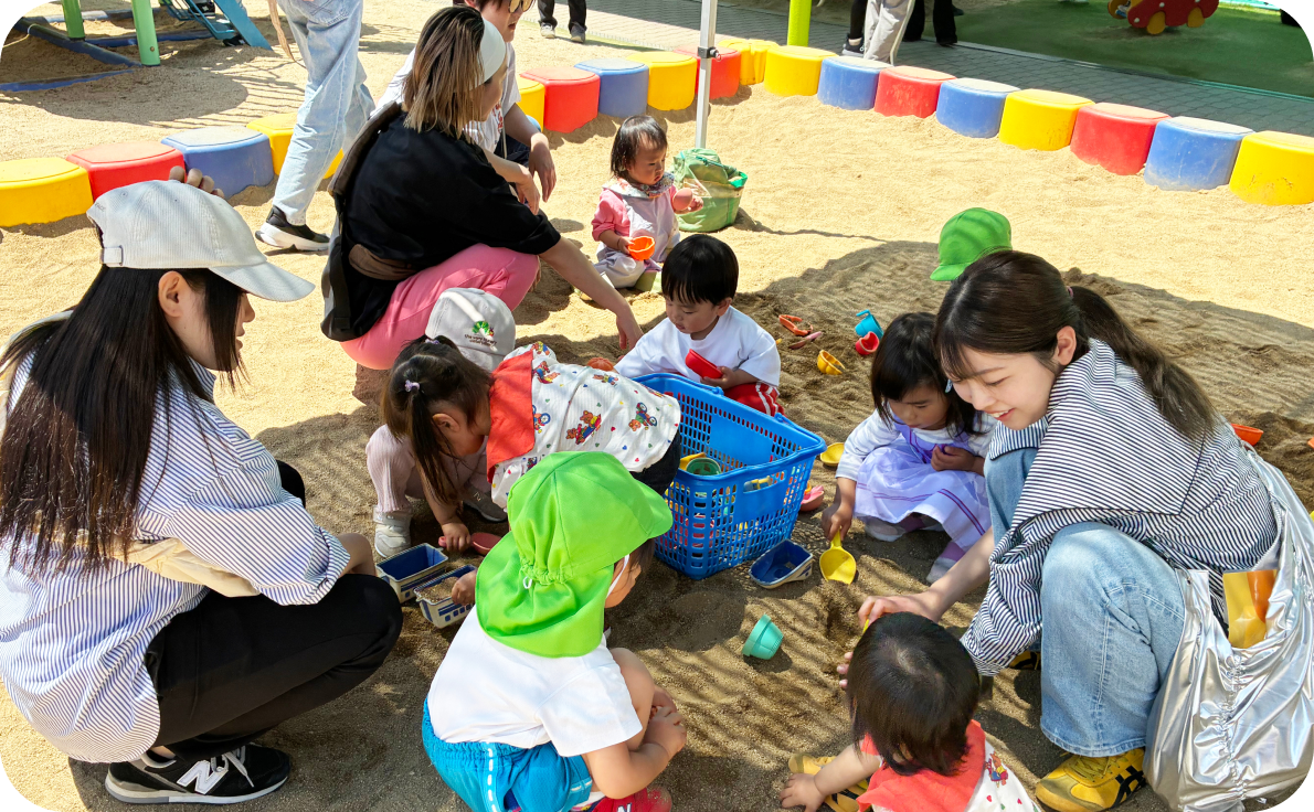 砂場遊びの様子