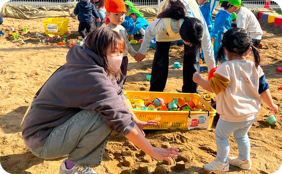 砂場遊びの様子