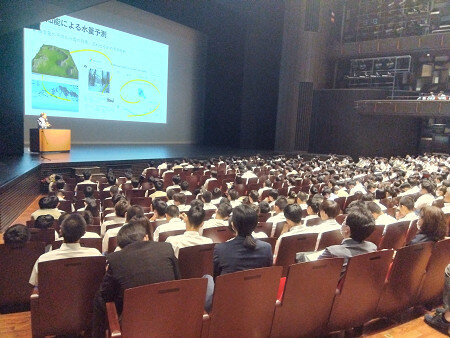 教育講演会(西脇資哲先生)