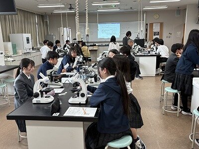 高校1年生　生物基礎　～顕微鏡の使い方～