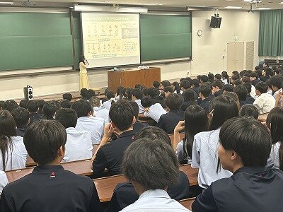 https://www.rishogakuen.ed.jp/ritsumeikan/life/IMG_3347.jpg