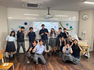 【中高インターアクトクラブ】留学生ジョバンニくん、クリスティーナさん歓迎会