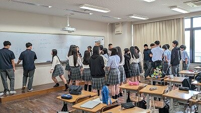 テストが終われば陵風祭モード！2年生のダンス練習がスタート！