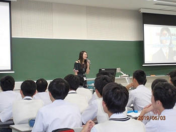 RE05.jpg