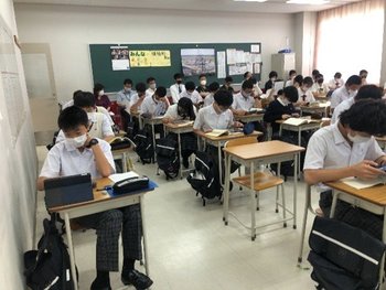 02.jpg