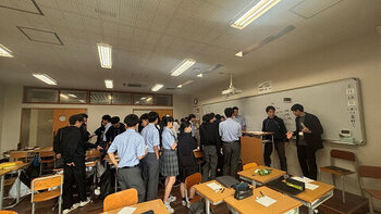 resize0232.jpg