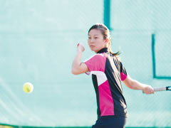 硬式テニス（女）活動内容